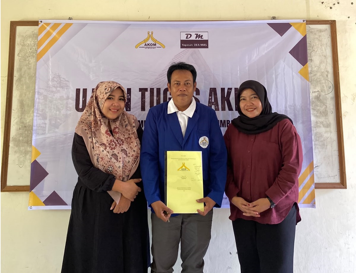 Belajar tanpa batasan Usia di Akom Sumbawa